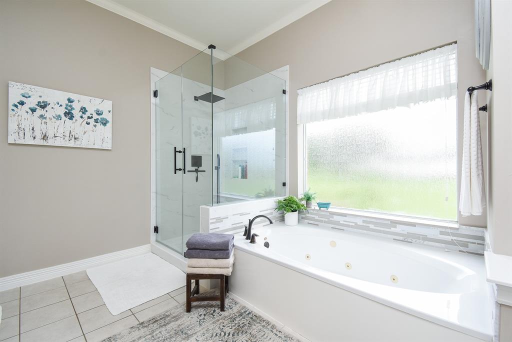 9019 Crown Jewel Drive, Richmond, Texas image 38