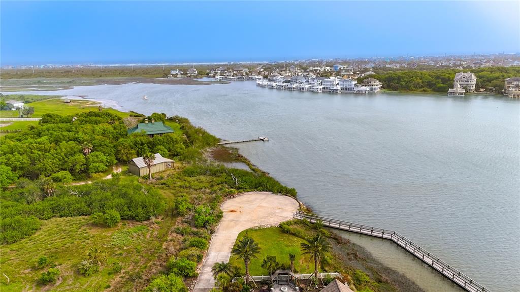 3322 Road Less Traveled, Galveston, Texas image 17