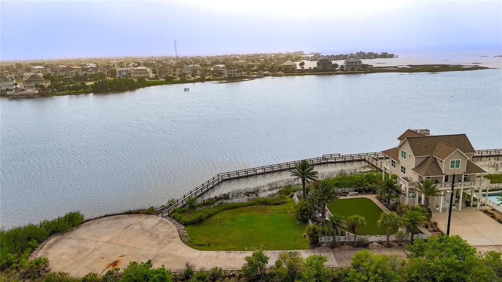 3322 Road Less Traveled, Galveston, Texas image 16