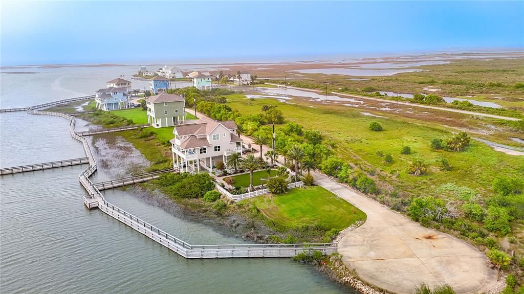 3322 Road Less Traveled, Galveston, Texas image 13