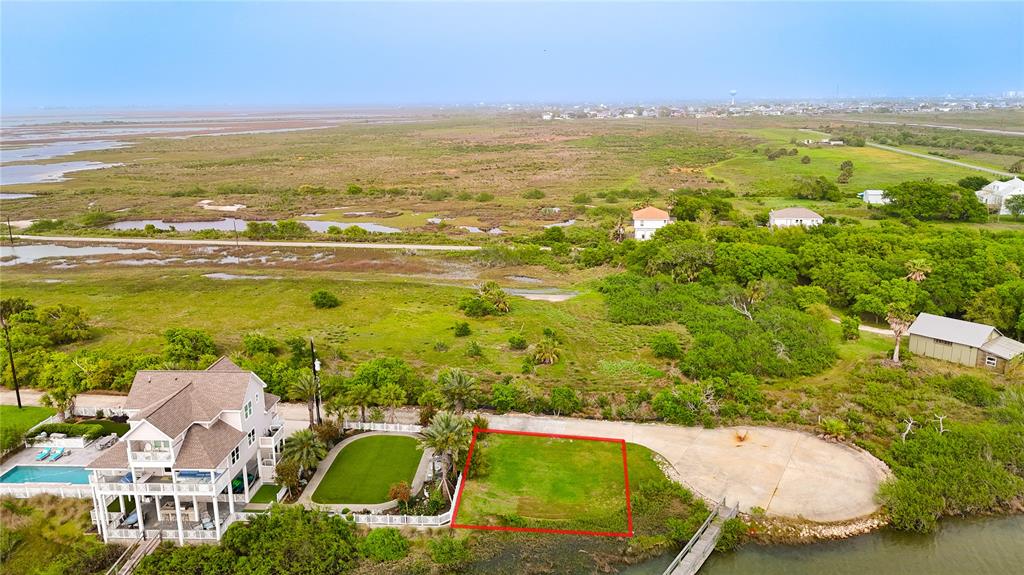 3322 Road Less Traveled, Galveston, Texas image 8