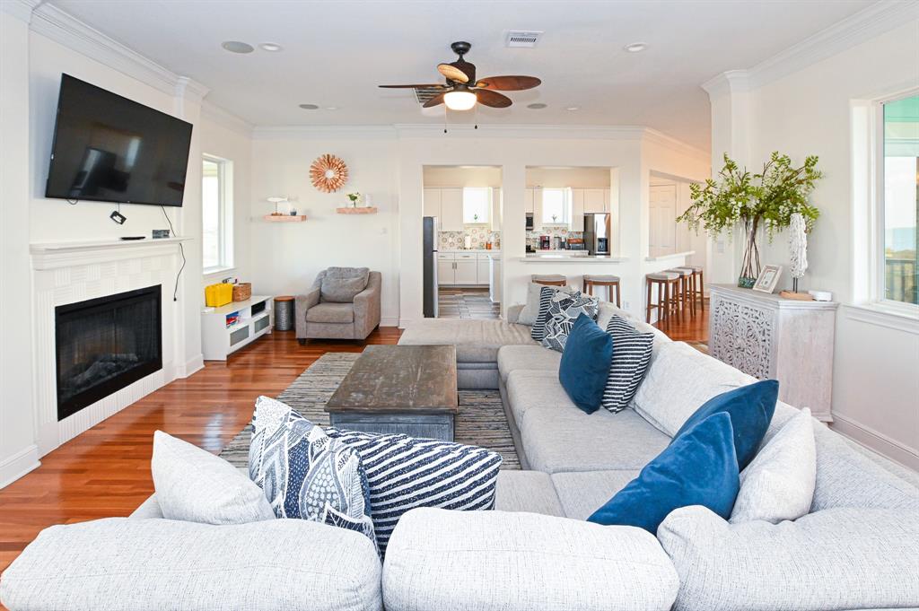 26119 Bay Breeze Drive, Galveston, Texas image 7