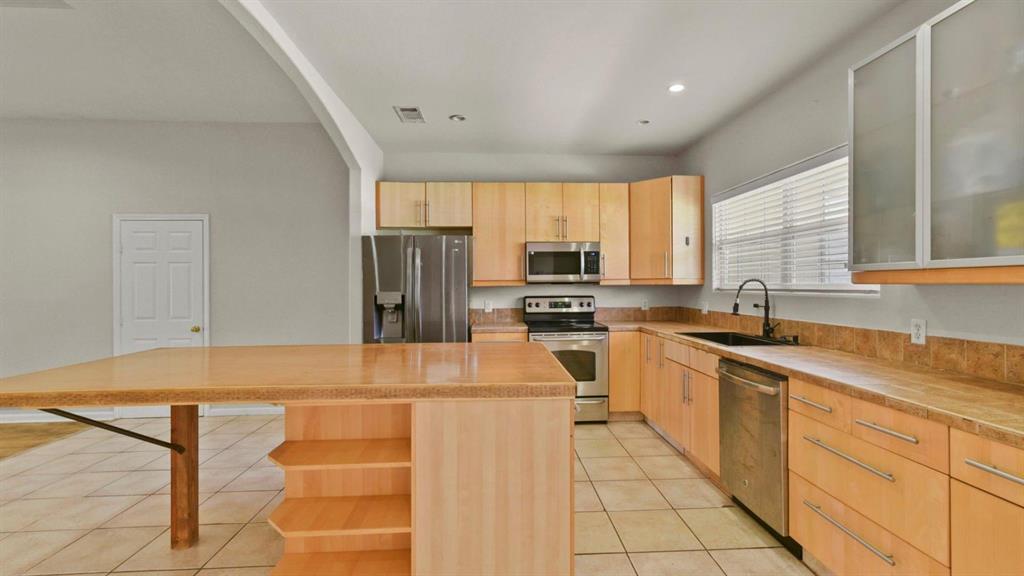 12305 Ridgecrest Drive, Willis, Texas image 3