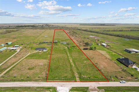 1686 County Road 615 Dayton TX 77535