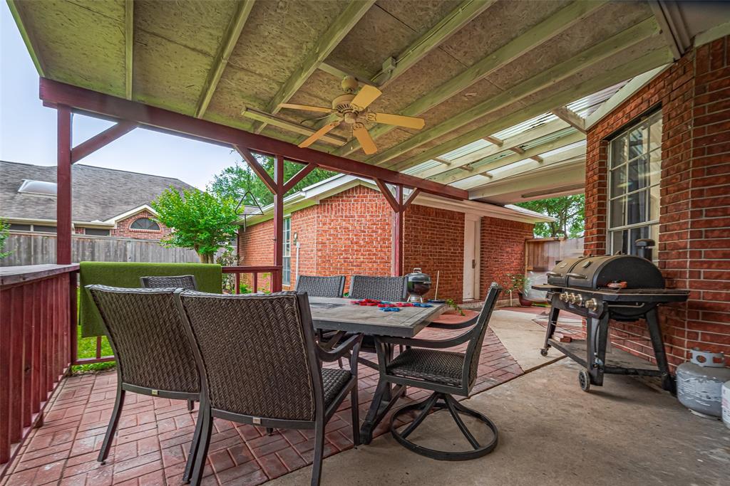2727 Colonial Lakes Drive, Missouri City, Texas image 33
