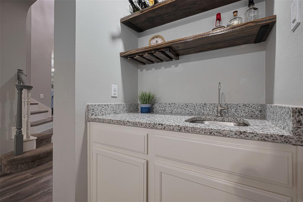 2727 Colonial Lakes Drive, Missouri City, Texas image 17