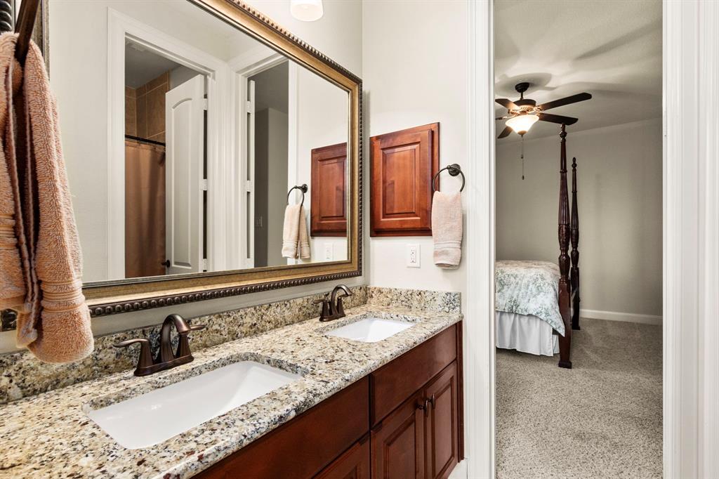 2118 Graystone Hills Drive, Conroe, Texas image 33