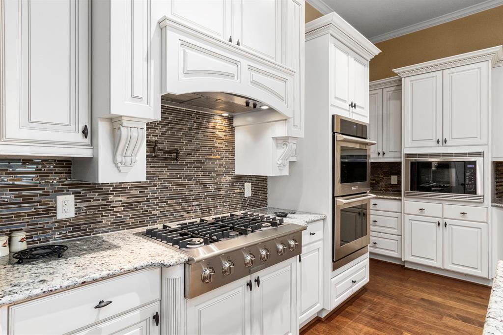 2118 Graystone Hills Drive, Conroe, Texas image 16