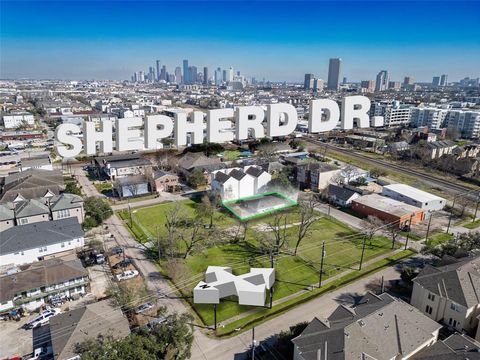 Photo of 5006 Maxie Street, Houston, TX 77007 (MLS # 44845895) Photo of 5006 Maxie Street, Houston, TX 77007 (MLS # 44845895)