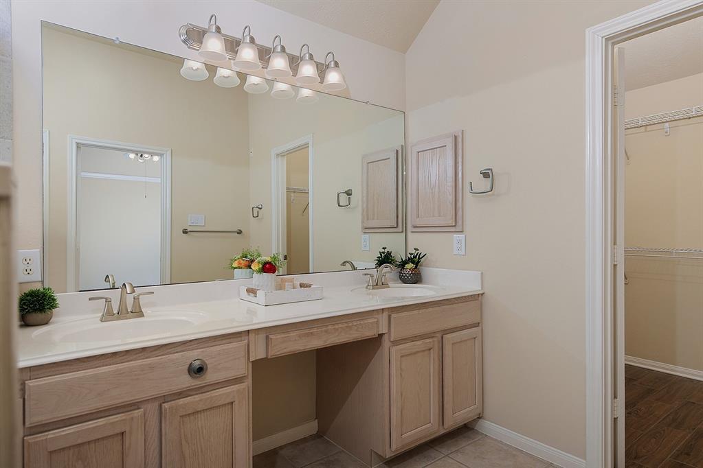 8222 Cross Country Drive, Humble, Texas image 18