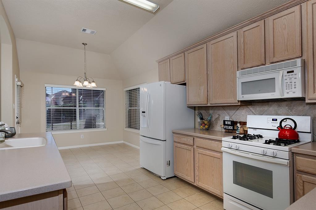 8222 Cross Country Drive, Humble, Texas image 13