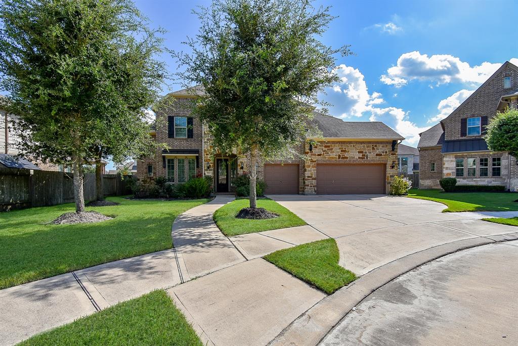 5910 Diamond Shadow Court