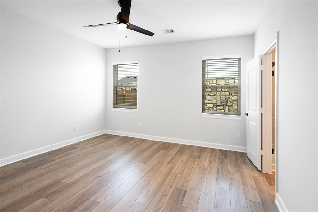 6011 Diamond Leaf Court