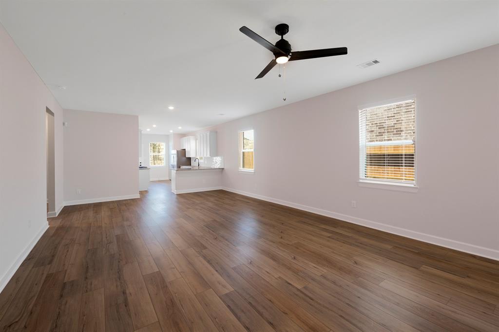 6011 Diamond Leaf Court