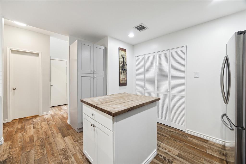2612 Yupon Street, Houston, Texas image 7