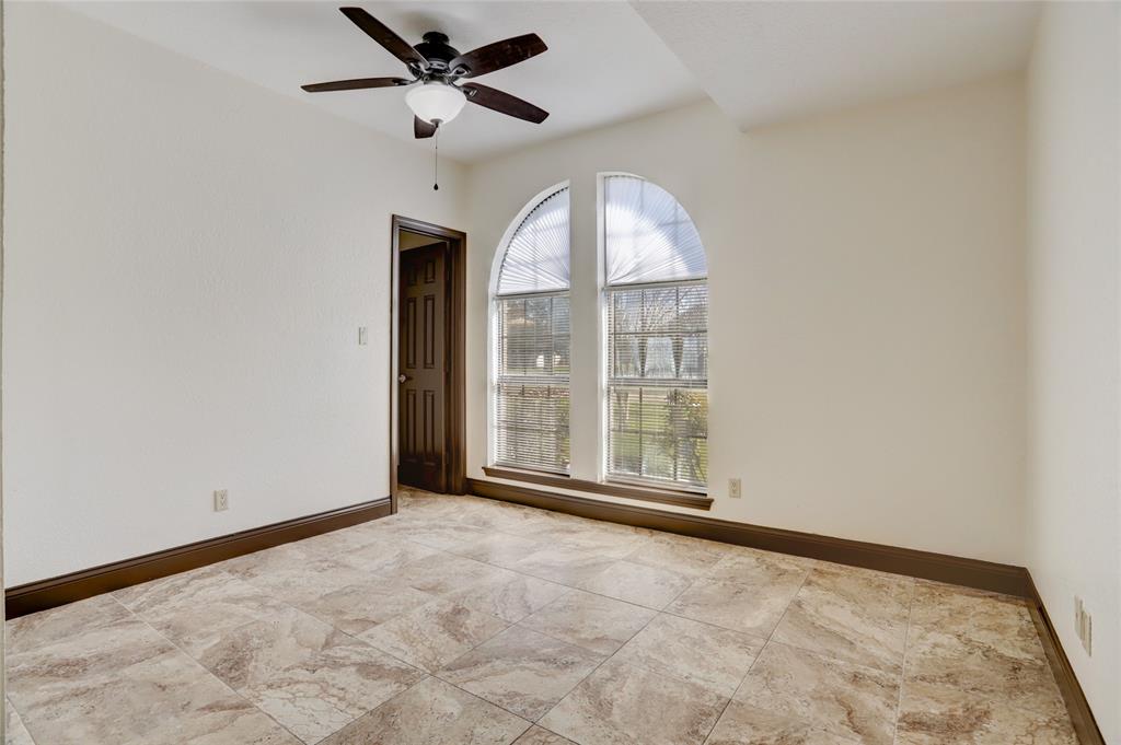 1004 Mockingbird Lane, Richwood, Texas image 7