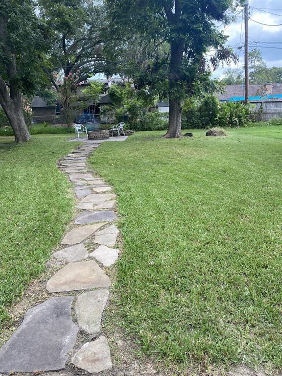 5108 Longshadow Drive Drive, Dickinson, Texas image 22