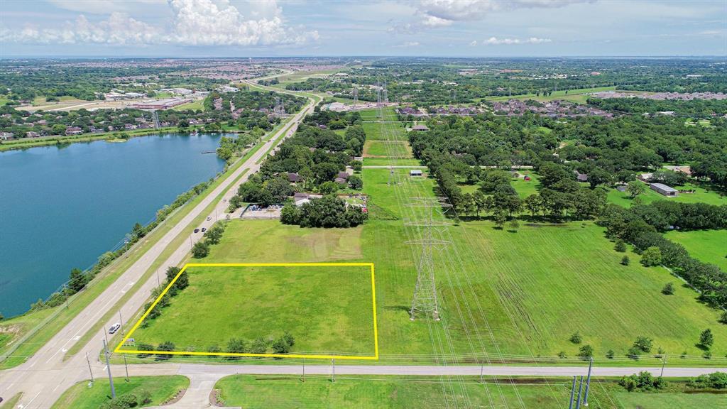 820 W League City Parkway, League City, Texas image 3