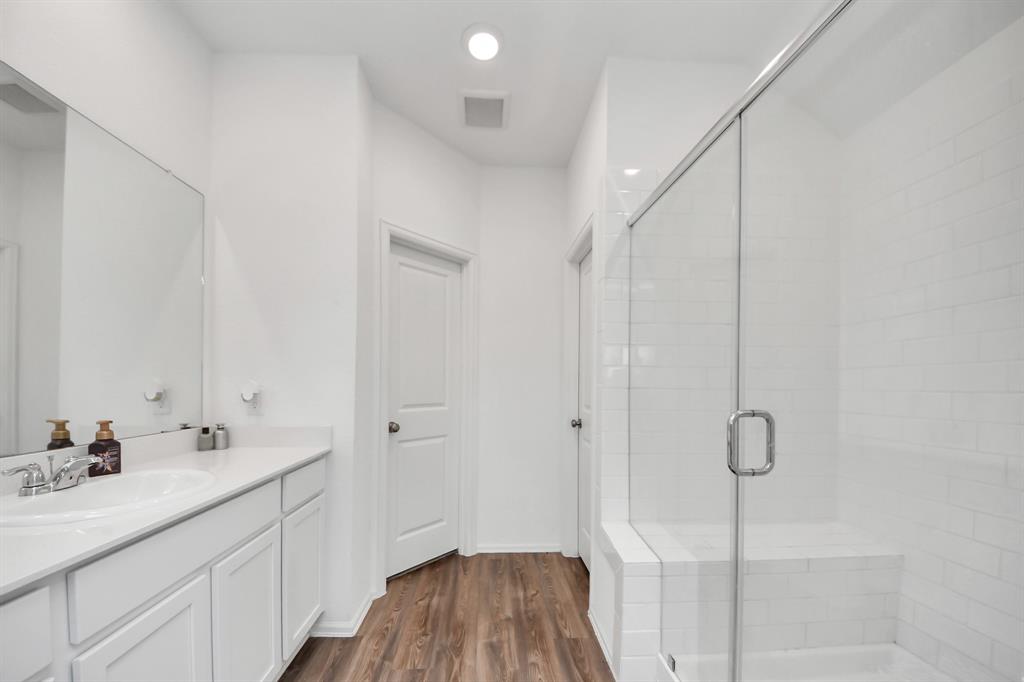 4710 Jasmine Heather Lane, Baytown, Texas image 23