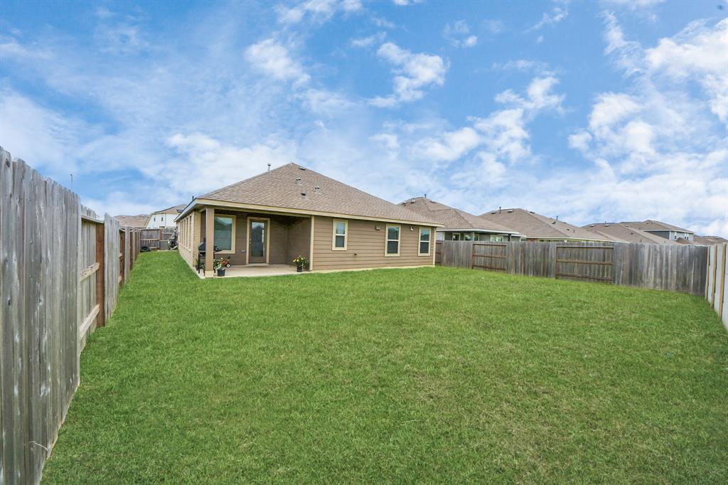 4710 Jasmine Heather Lane, Baytown, Texas image 27