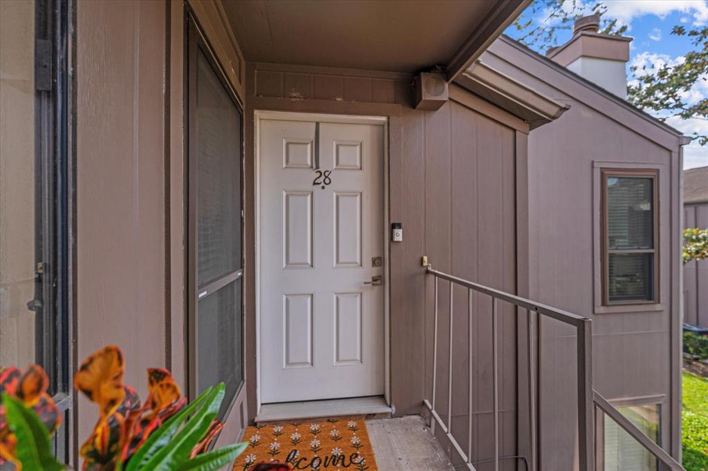 1201 Bering Drive #28, Houston, Texas image 4