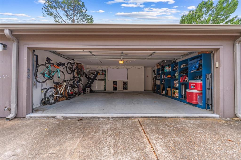 1201 Bering Drive #28, Houston, Texas image 38