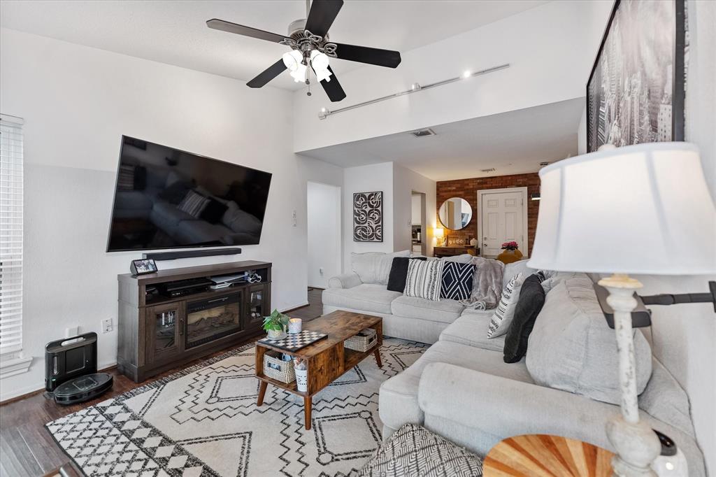 1201 Bering Drive #28, Houston, Texas image 1