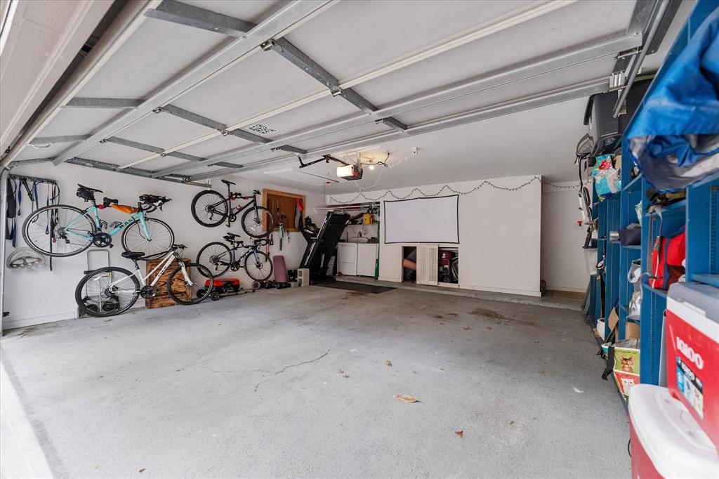 1201 Bering Drive #28, Houston, Texas image 32