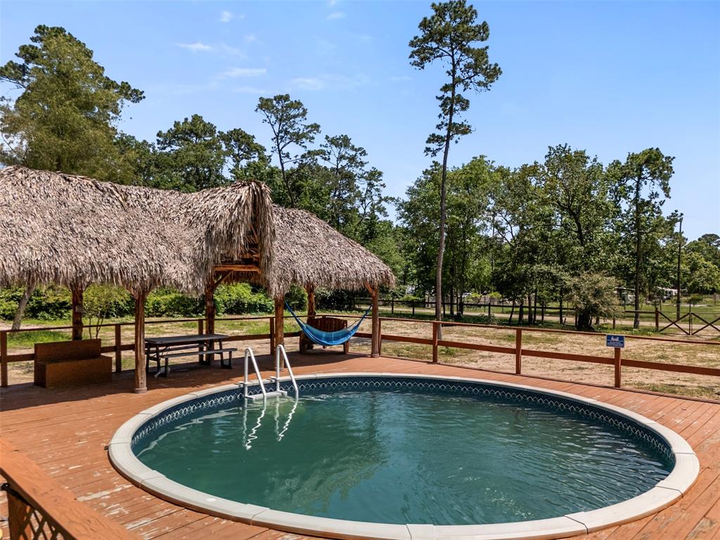 1302 Cherry Ln Ln, Crosby, Texas image 22