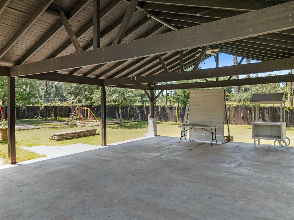 1302 Cherry Ln Ln, Crosby, Texas image 34