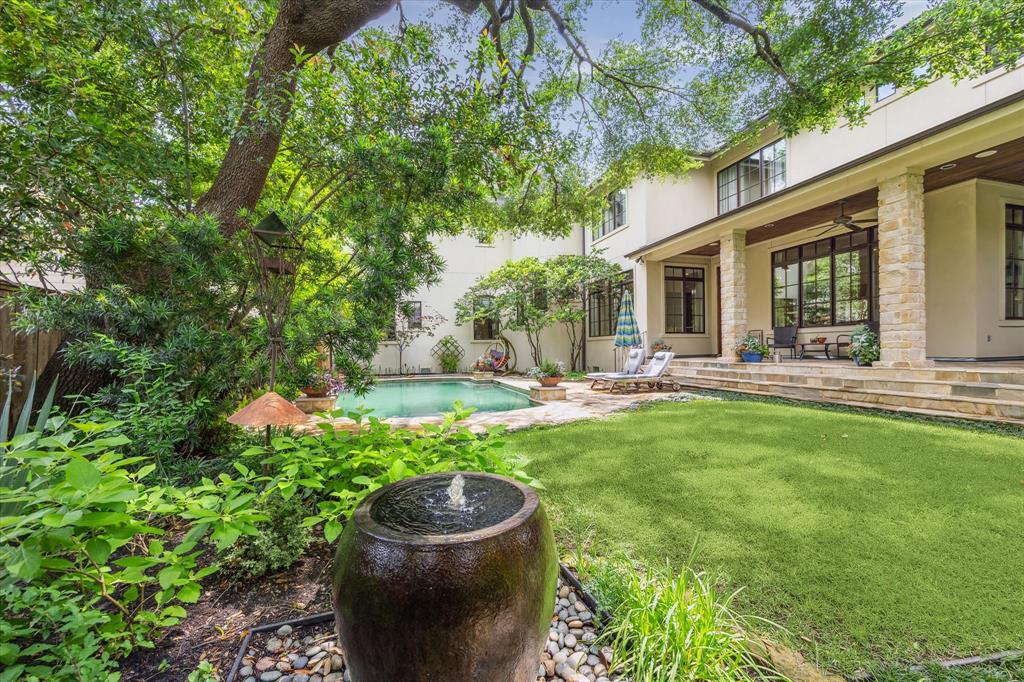 4904 Laurel Street, Bellaire, Texas image 33