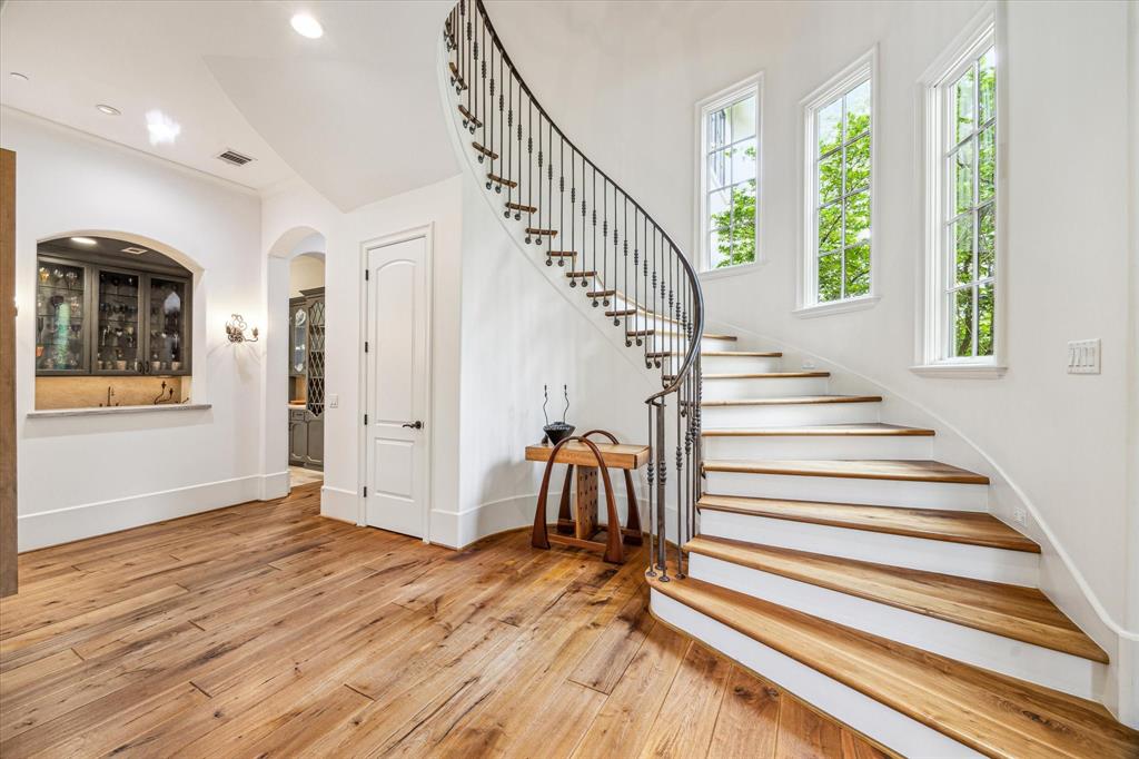4904 Laurel Street, Bellaire, Texas image 14