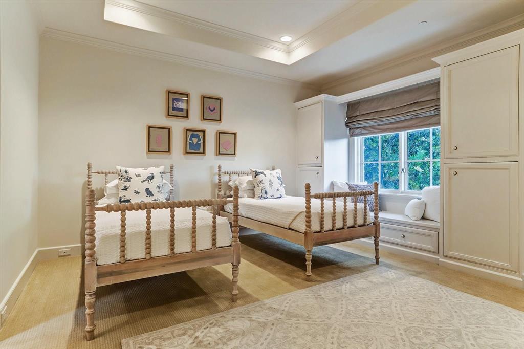 4904 Laurel Street, Bellaire, Texas image 25