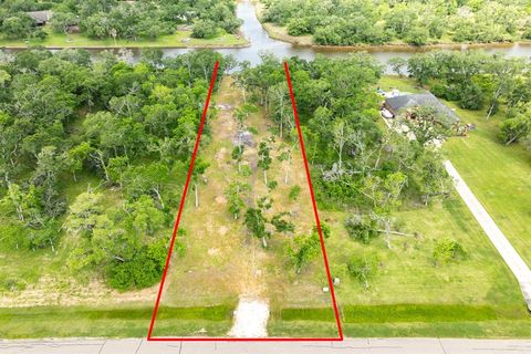 Photo of 32042 Bayou Bend, Richwood, TX 77515 (MLS # 14144440)