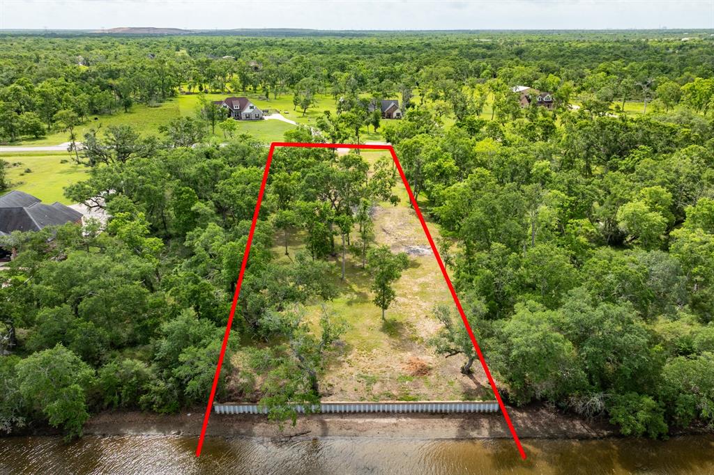 32042 Bayou Bend, Richwood, Texas image 6