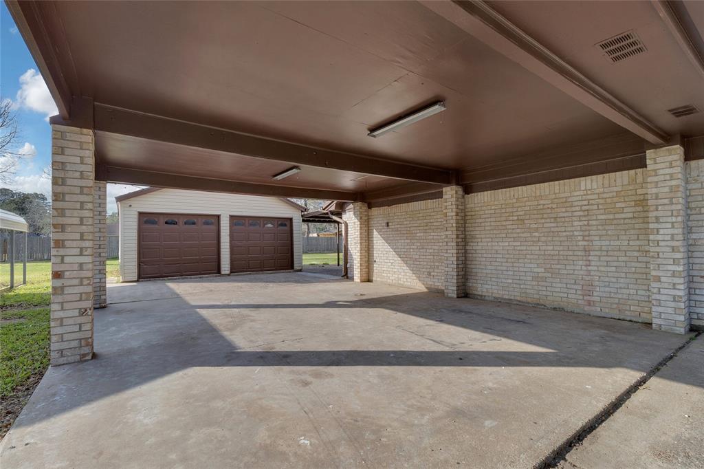 16 River Oaks Street, Dayton, Texas image 43