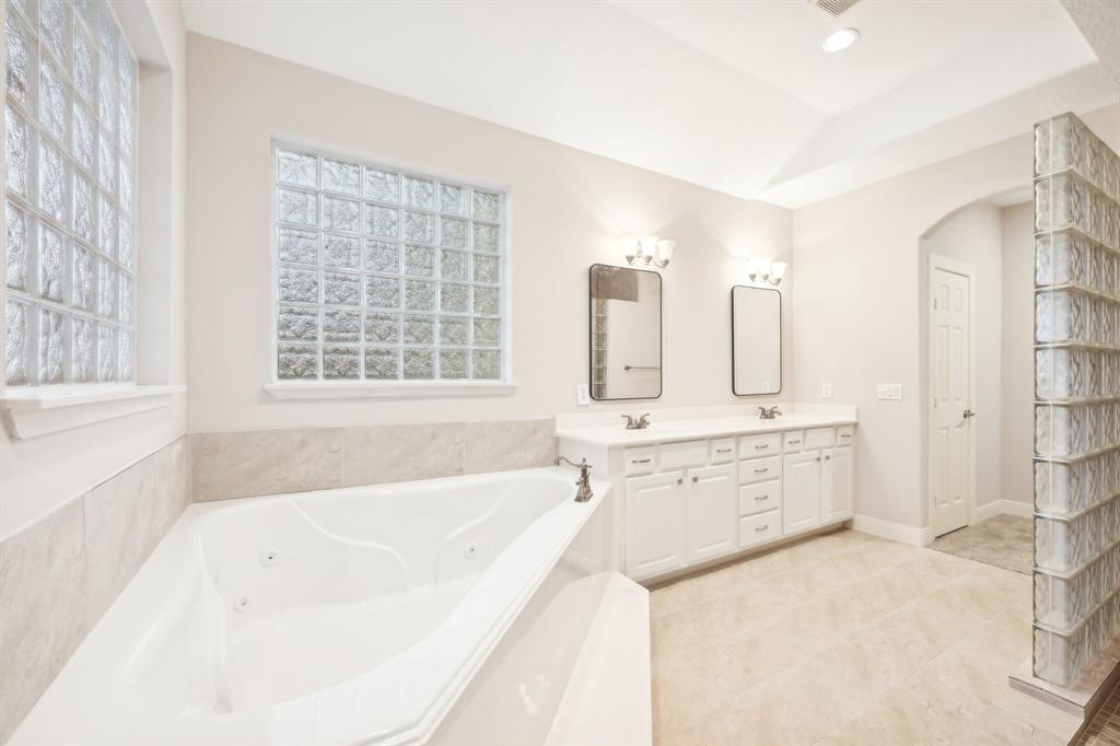 18110 Auburn Drive, Tomball, Texas image 19