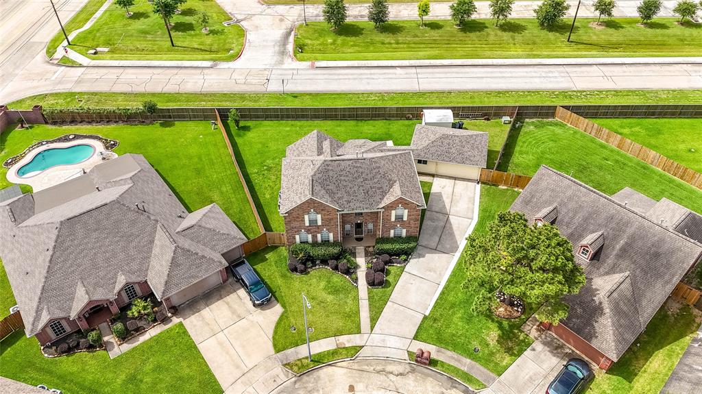 114 Summer Winds Drive, La Porte, Texas image 24