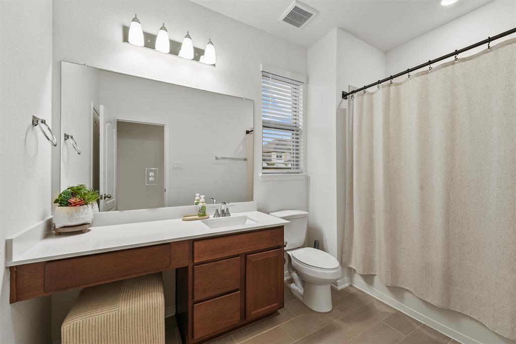 7003 Tehama Lane, Rosharon, Texas image 21