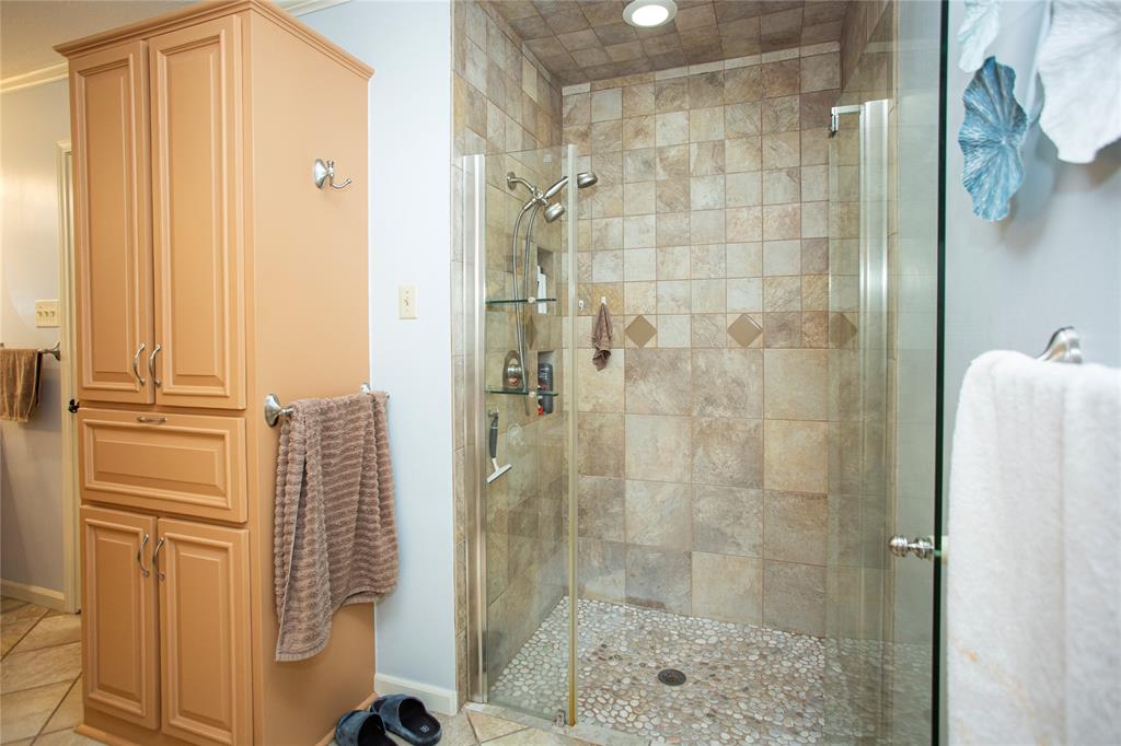 6955 Glen Willow Drive, Beaumont, Texas image 33