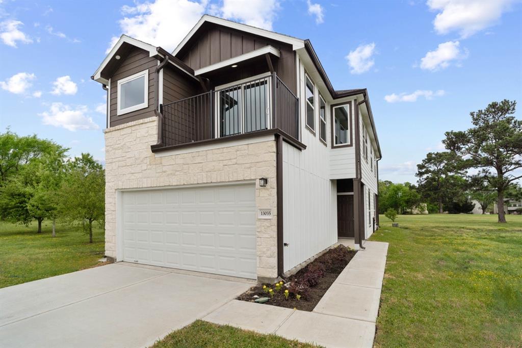 13035 Centaurus Court