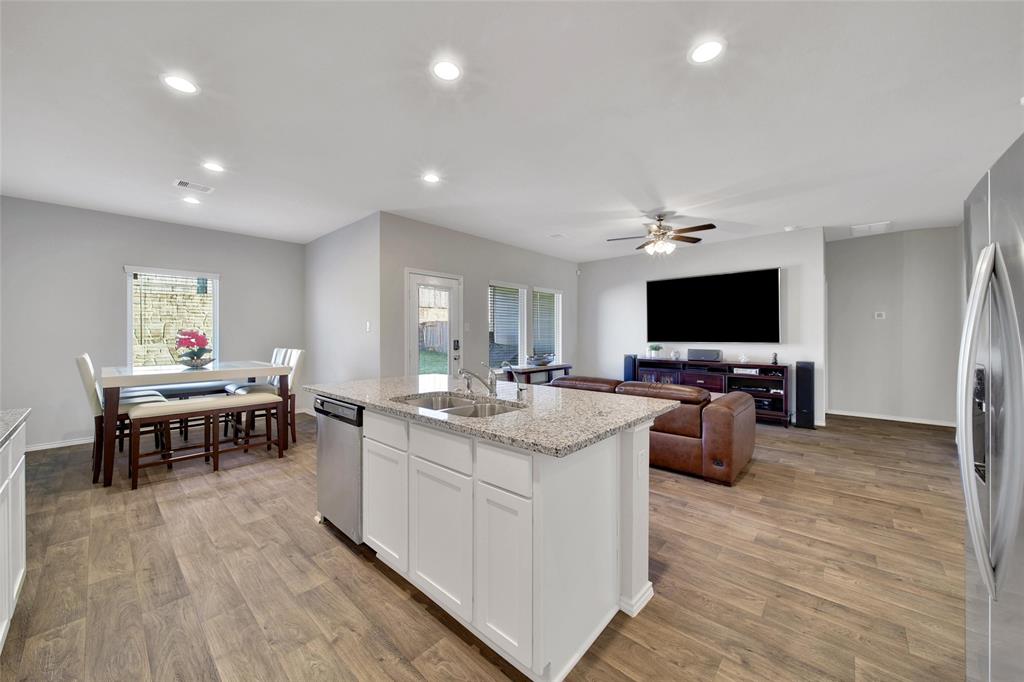 13854 Rock Island Trail, Conroe, Texas image 9