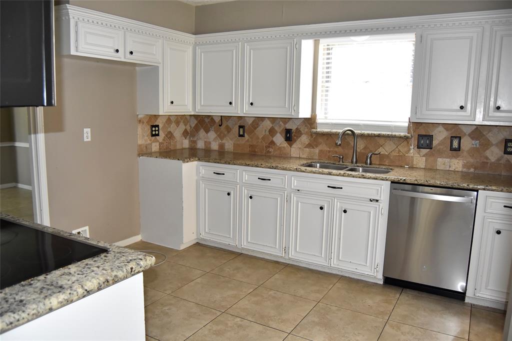 18318 Ella Boulevard, Spring, Texas image 14