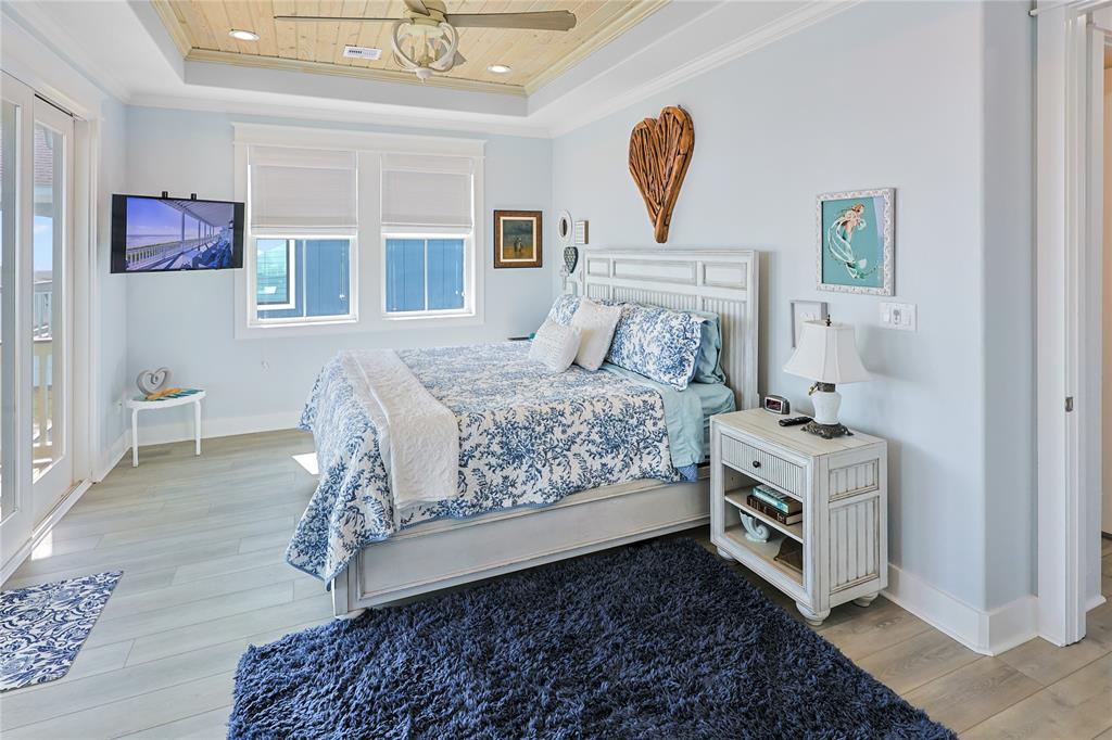23125 Gulf Drive, Galveston, Texas image 29