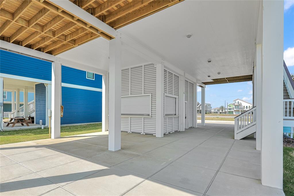 23125 Gulf Drive, Galveston, Texas image 9