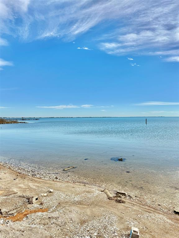 Sea Horse Drive, Palacios, Texas image 4