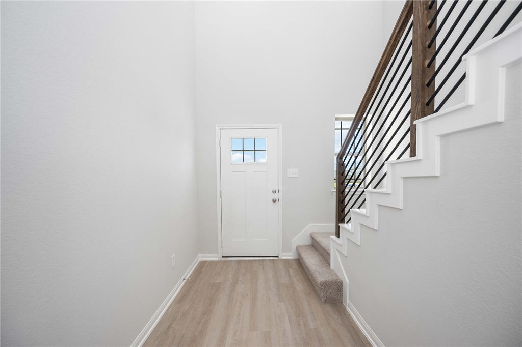 1128 Lilly Lane, Bellville, Texas image 3