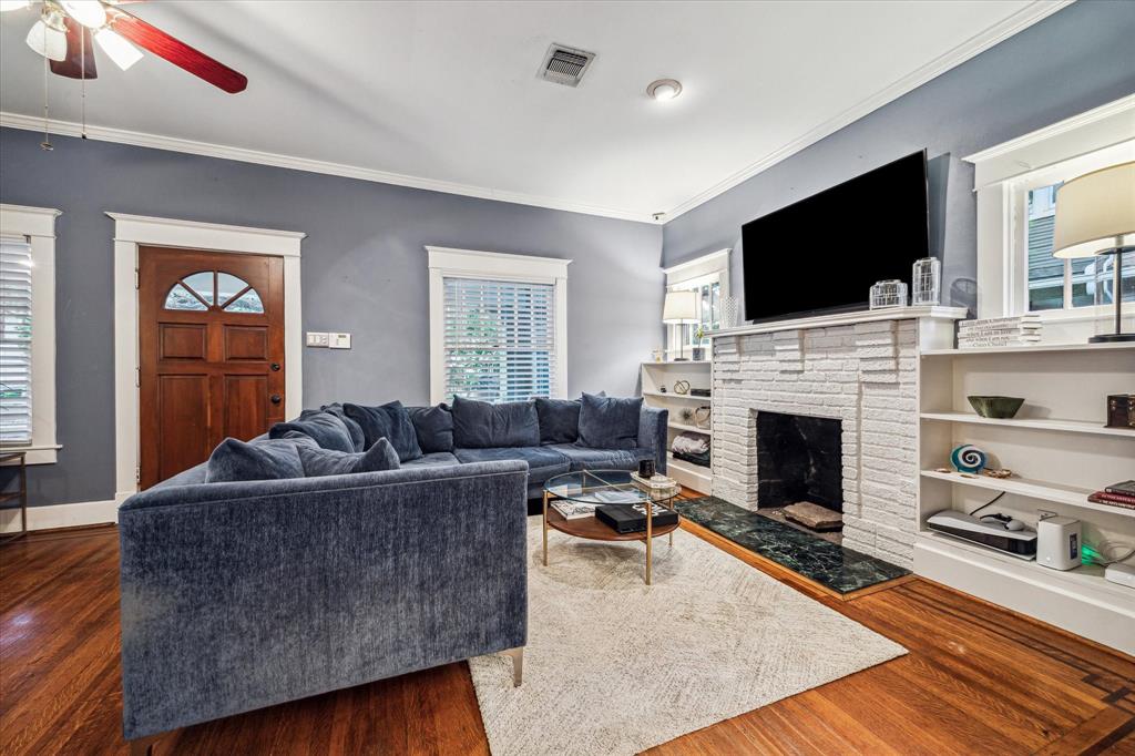 618 Marshall Street, Houston, Texas image 2