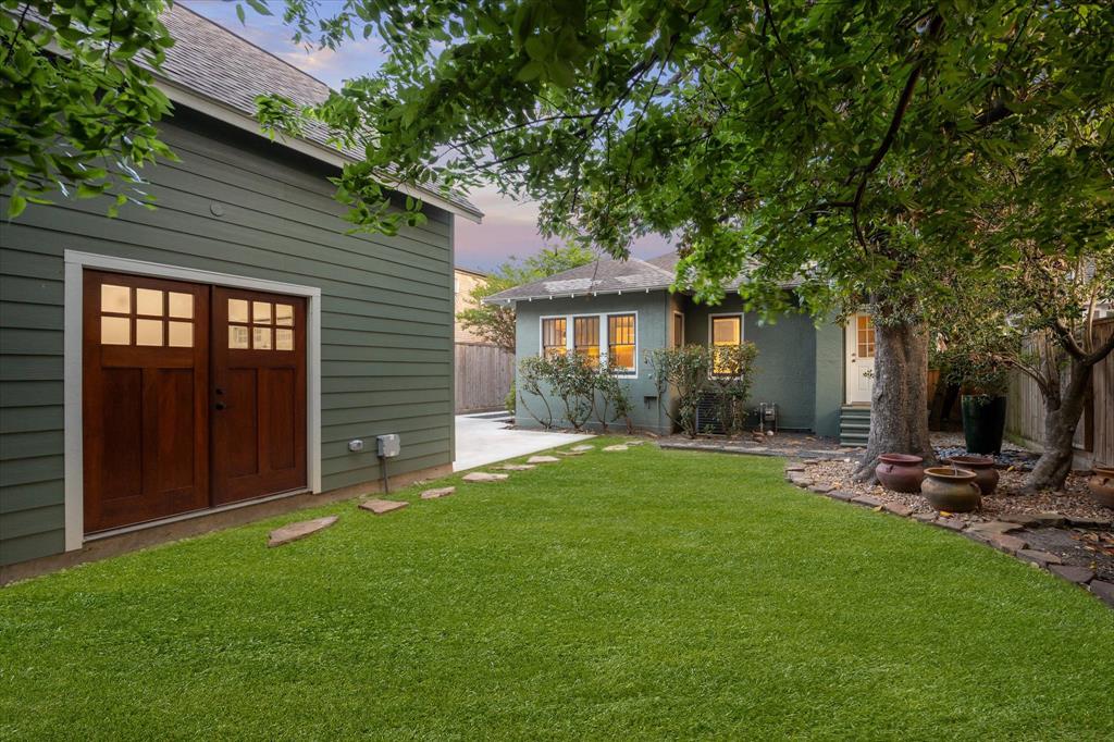 618 Marshall Street, Houston, Texas image 23