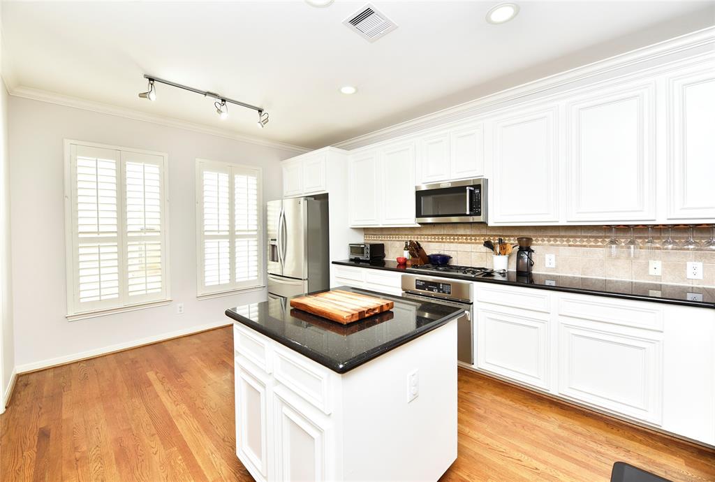 2645 Helena Street, Houston, Texas image 8